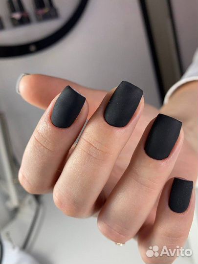 Маникюр, педикюр