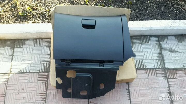 Chevrolet Cruze бардачок