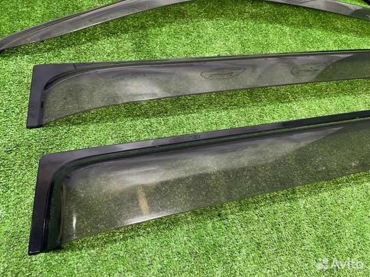 Ветровик на дверь Toyota Land Cruiser HDJ101