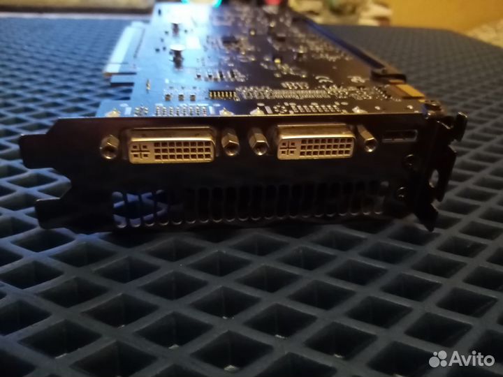 Видео карта GTX560 Ti