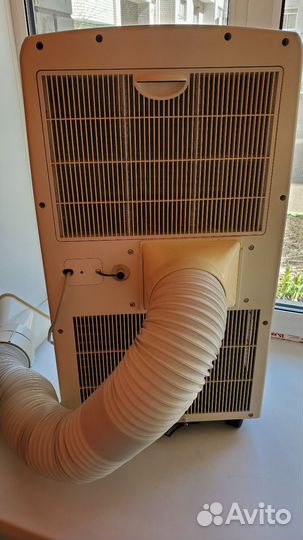 Мобильный кондиционер Electrolux eacm-09 E/R