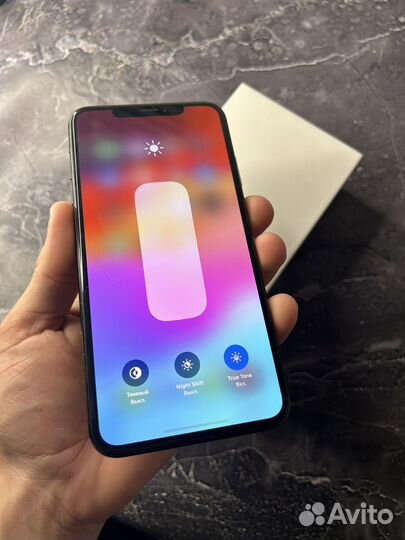 iPhone Xs Max, 64 ГБ