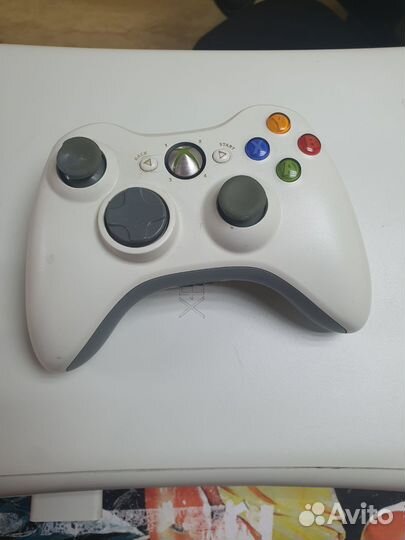 Xbox 360 + геймпад