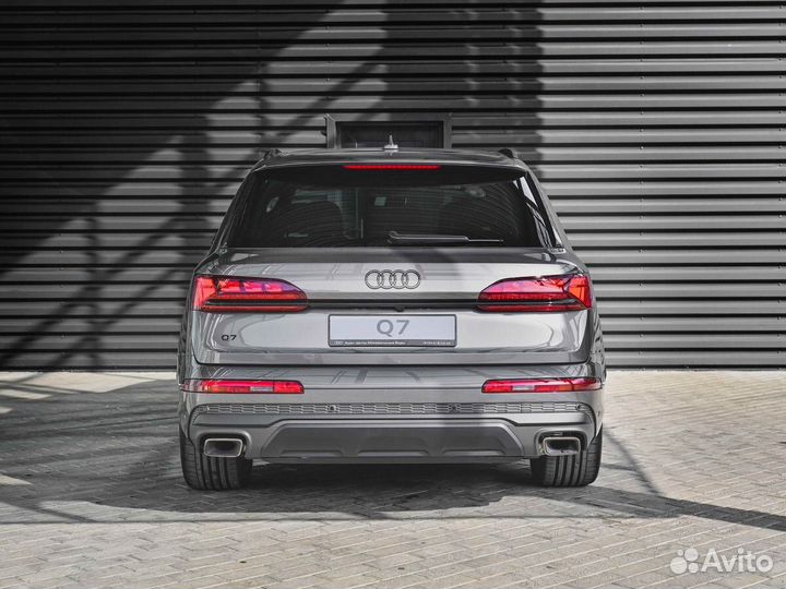 Audi Q7 3.0 AT, 2024