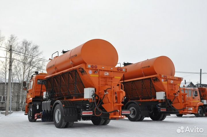 Дорожная уборочная машина Камаз-43253