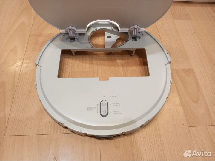 Корпусные части на робот пылесосы Xiaomi