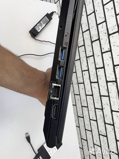 Ноутбук Lenovo E31-80