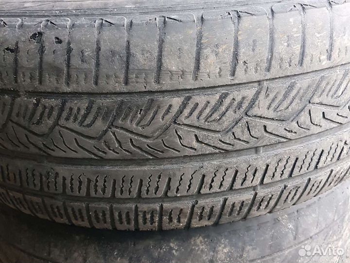 Nitto Therma Spike 235/60 R18