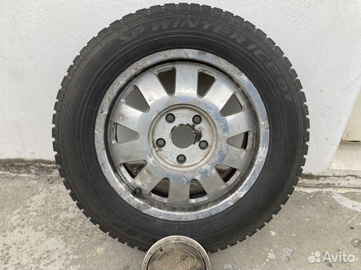 Dunlop SP Winter Ice 01 195/65 R15 95T