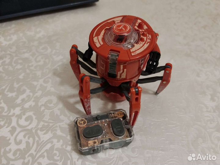 Робот HexBug