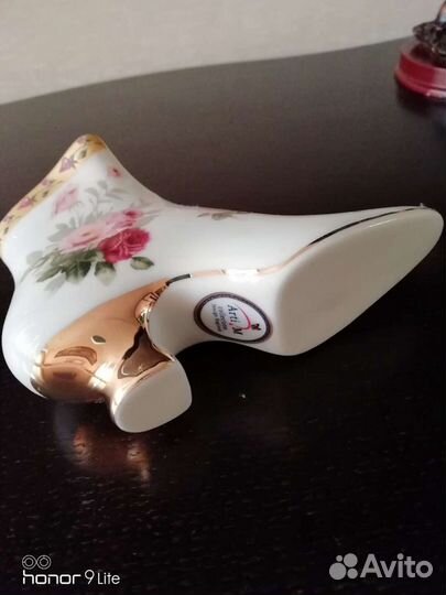 Туфелька фарфор, звонить через авито