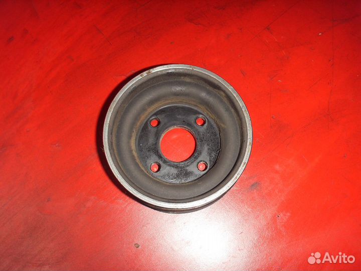 Шкив водяного насоса 2160197501 Geely MK Cross