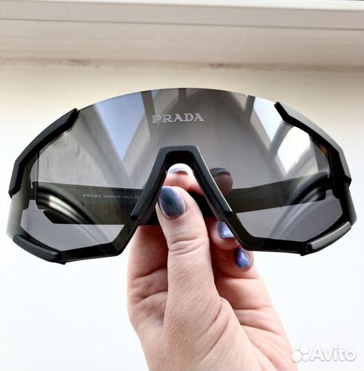 Очки спортивные солнцезащитные чëрные