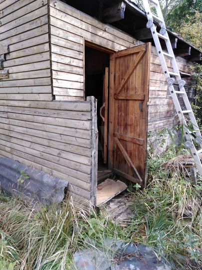 Дача 20 м² на участке 8 сот.