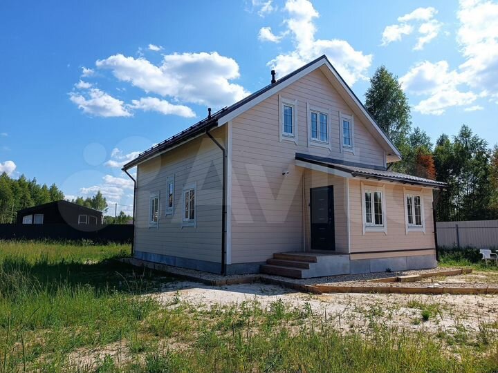 Дом 141 м² на участке 7 сот.