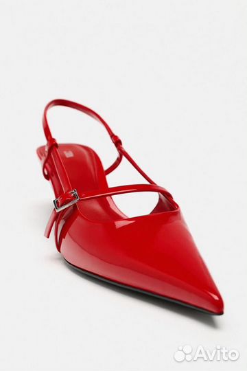 Zara туфли красные с ремешками