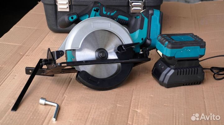 Циркулярная пила: бесщеточный двигатель