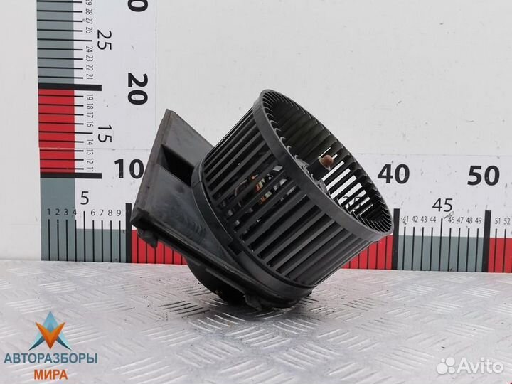 Моторчик печки Volkswagen Golf 3 2000 1J1819021C