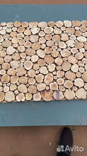 Панно из можжевельника