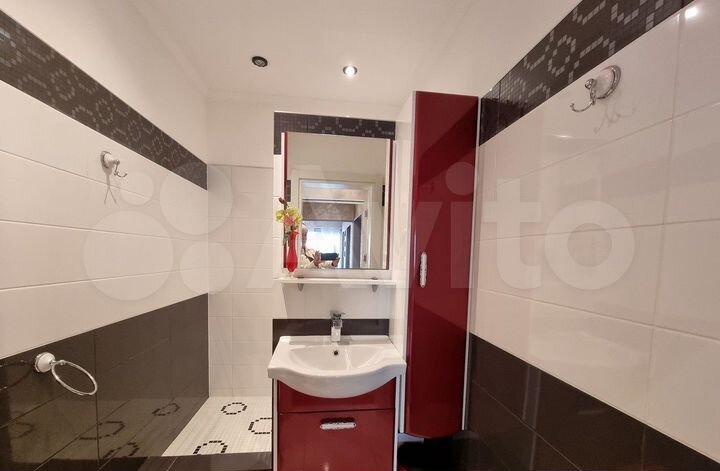 Дом 315 м² на участке 580 м² (Черногория)
