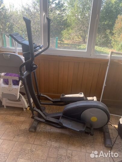 Эллиптический тренажер