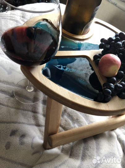 Винный столик