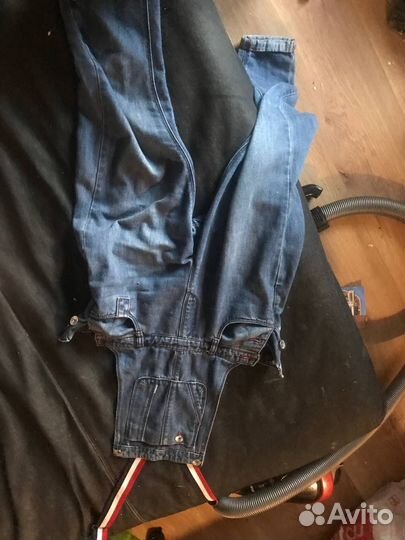 Джинсовый комбинезон