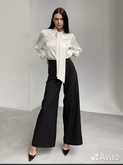 Блузка женская белая 42 44