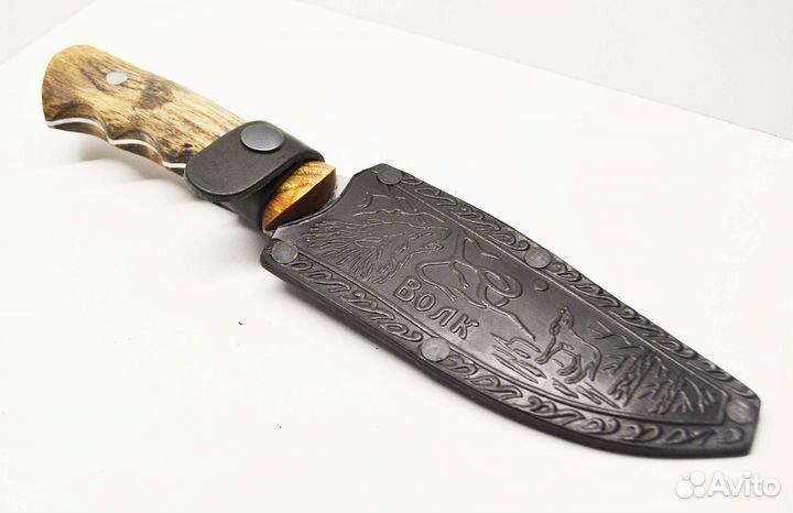 Нож туристический