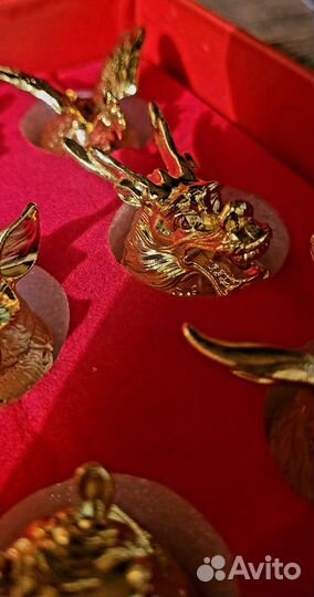 12 рюмок в подарочной красной упаковке