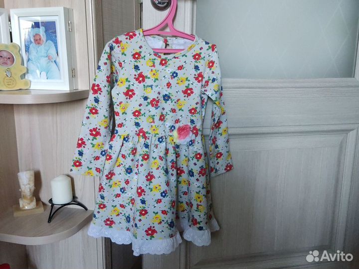 Детское нарядное платье 104 -110