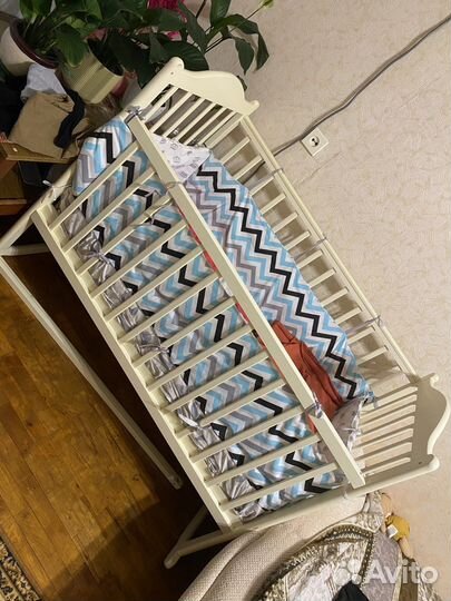 Детская кроватка