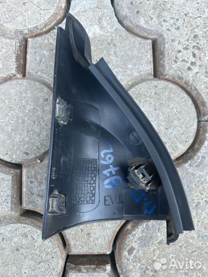 Накладка на зеркало передняя правая Ford Focus 1