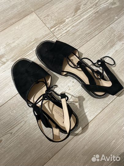 Босоножки женские 37 размер