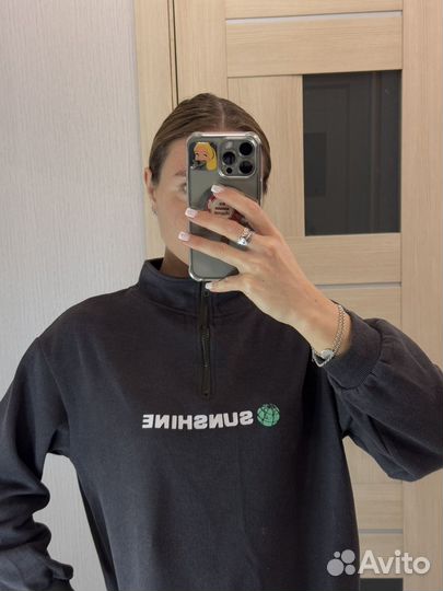 Кофта на замке