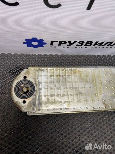 Теплообменник масляного фильтра Volvo FH4 20505537