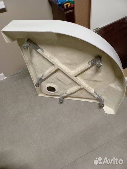 Душевой поддон 80х80