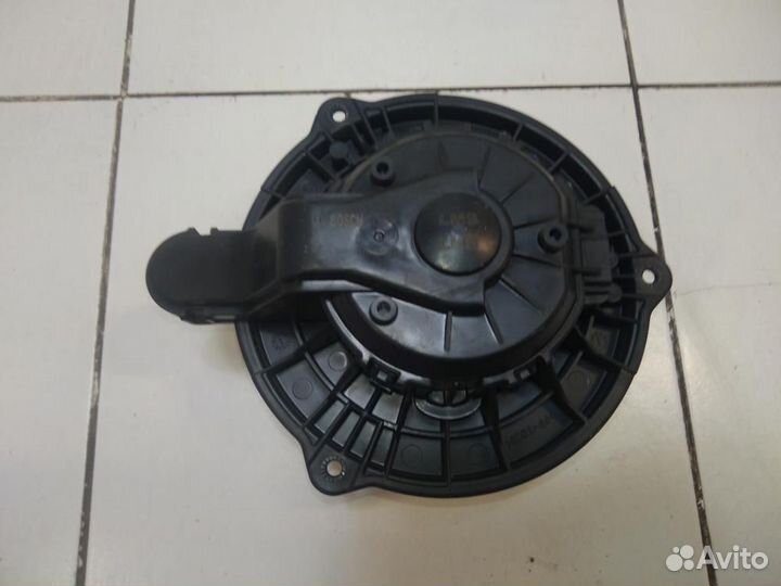 Моторчик отопителя Kia Sportage 3 SL