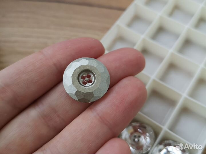 Хрустальные пуговицы Сваровски 3008 Classic Crysta