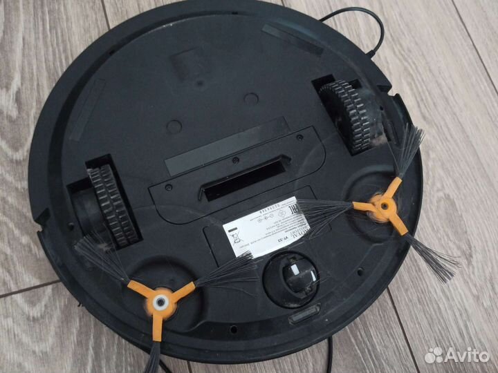 Робот пылесос royal