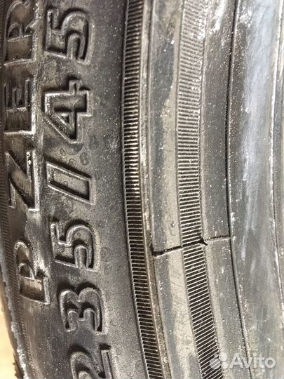 Pirelli P Zero Nero 235/45 R18 98Y