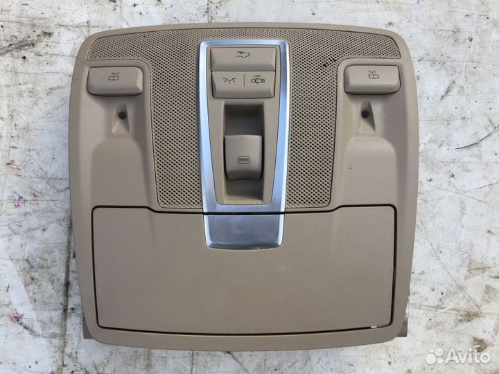 Плафон салонный