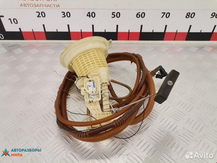 Насос топливный Dodge Magnum 2007 68102700AC