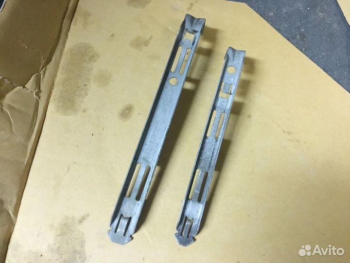 Кронштейн крепления фары анкер Вольво XC90