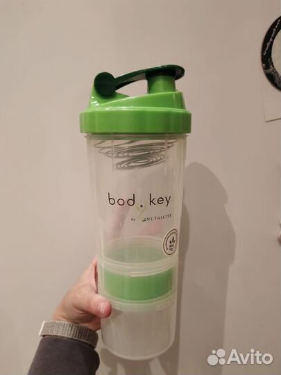 Шейкер спортивный с венчиком и ёмкостями