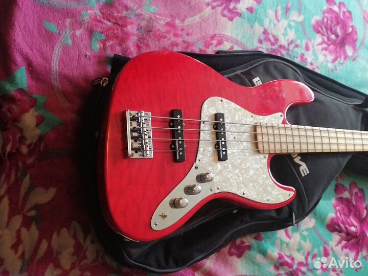 Edwards jazz bass