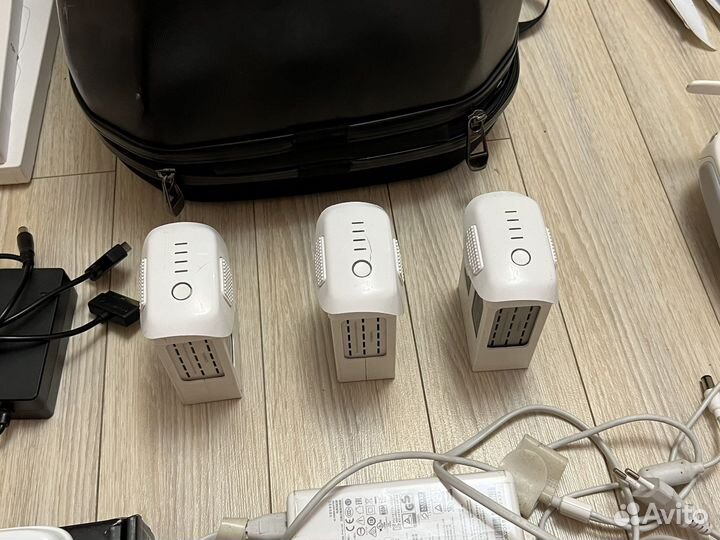 Квадрокоптер Dji Phantom 4 pro+ v2