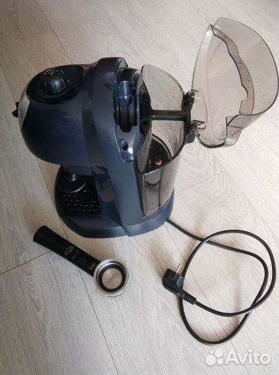 Кофеварка delonghi