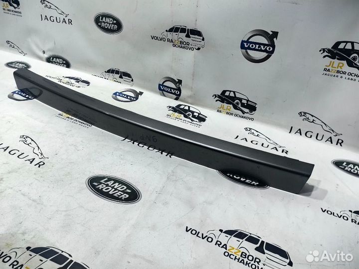 Накладка крышки багажника LR Range Rover Sport 1