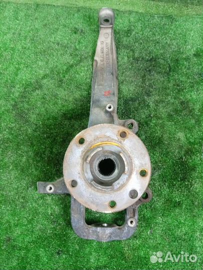 Кулак поворотный передний правый Audi Q7 4L BAR